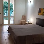 Catona House Aparthotel