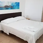 Catona House Aparthotel