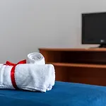 Aparthotel Catona House