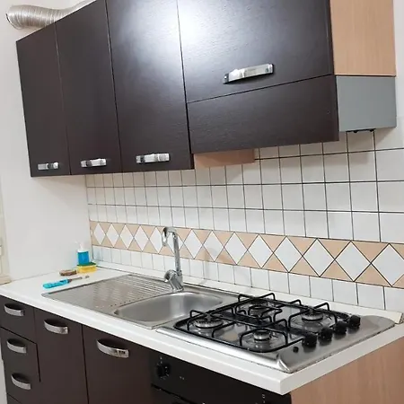 Aparthotel Catona House