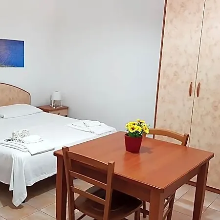 شقة فندقية Catona House 4*