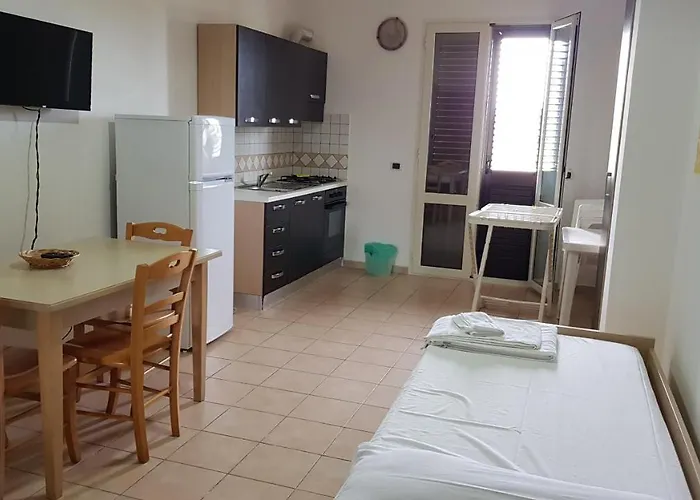 Апарт-готель Catona House 3*