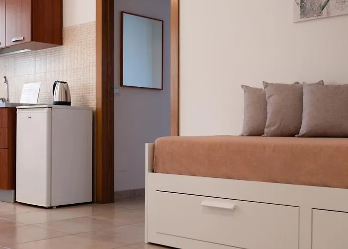 Catona House Aparthotel