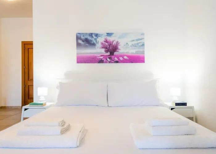 Апарт-готель Catona House 3*